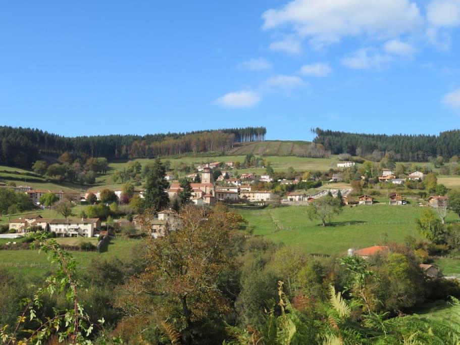 Joli Gite Rural Dans Un Havre De Paix Saint-Bonnet-le-Troncy 外观 照片